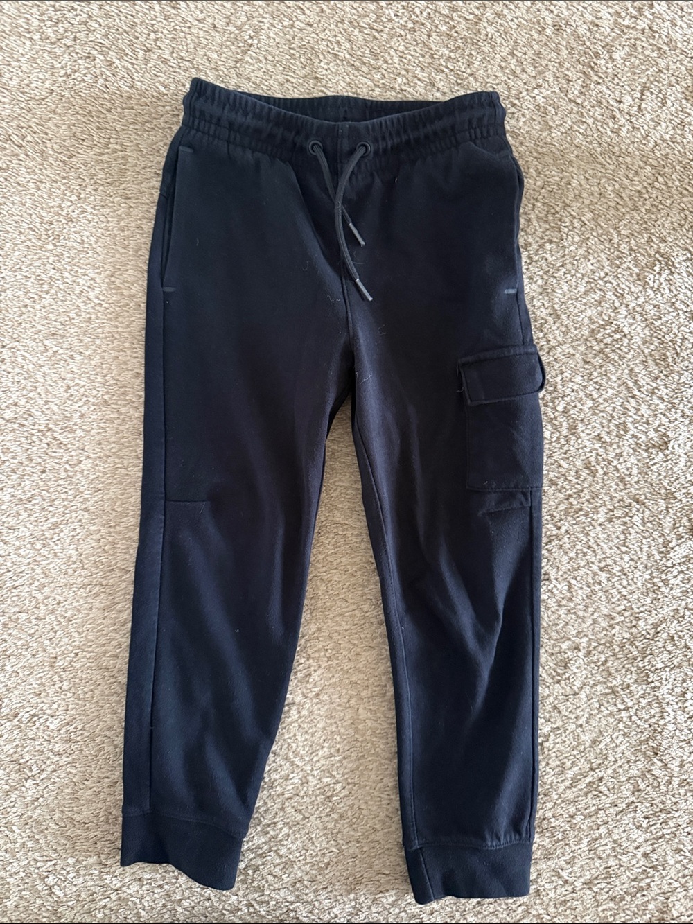 Old Navy Black Kids Cargo Joggers with Drawstring size 6-7